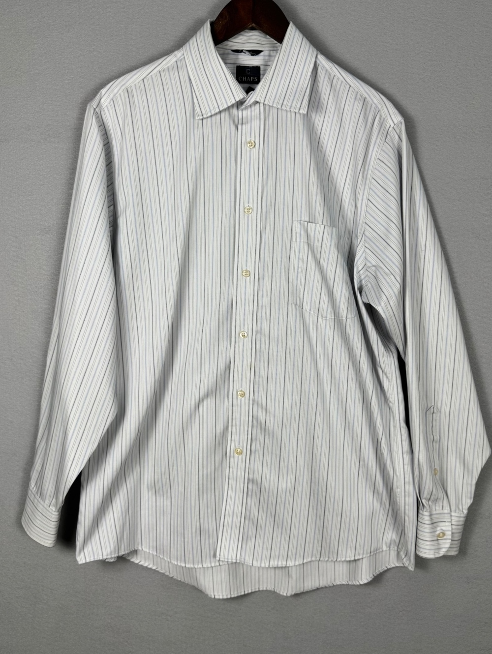 Chaps Men's 34/35 Classic Fit Button-Up Shirt White